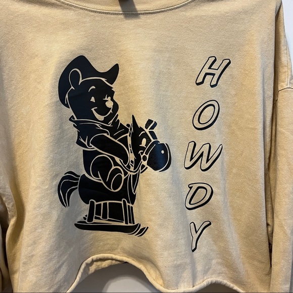 Howdy Winnie The Pooh Long Sleeve Tee - Picture 3 of 6